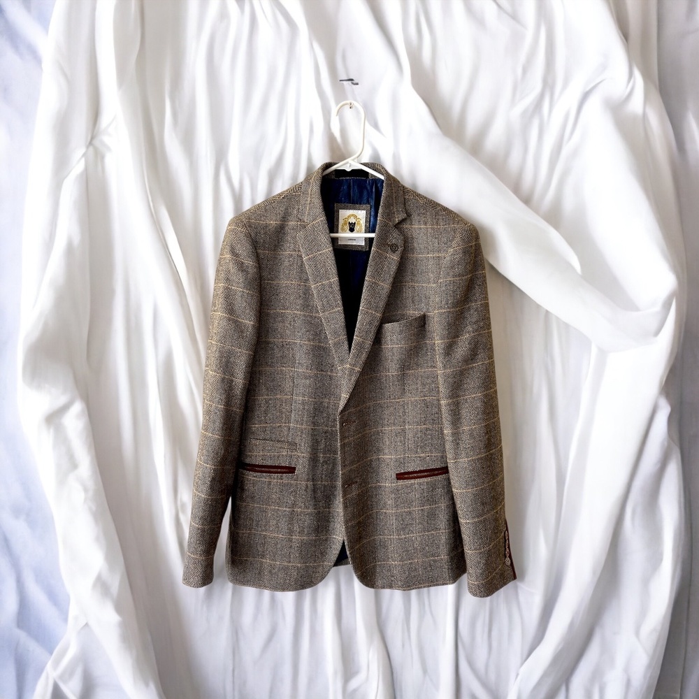2 piece Marc Darcy Tweed Tan suit "TED" Style with accents